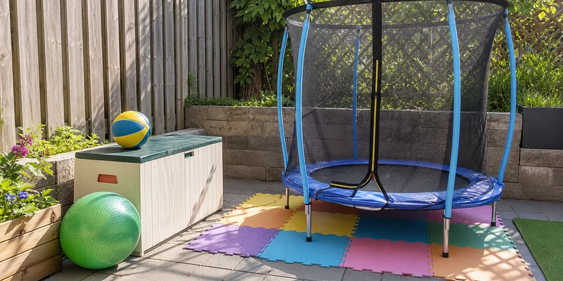 Kleine trampoline voor kinderen